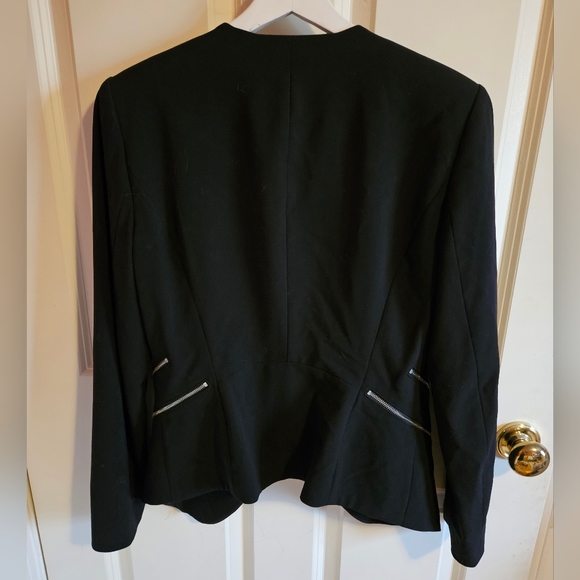 Vince Camuto Black Blazer - Picture 3 of 3